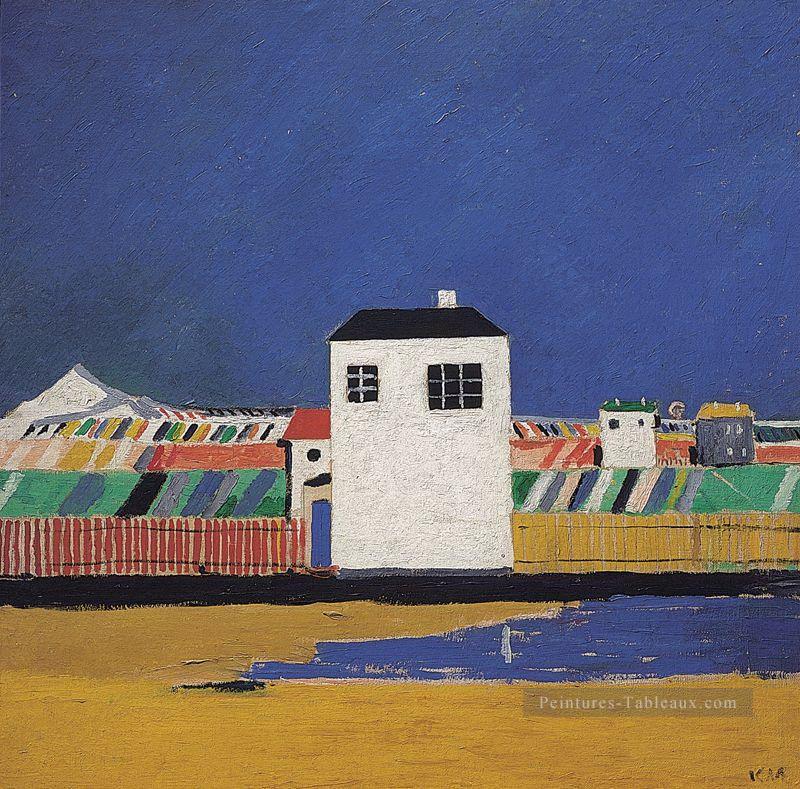 paysage avec maison blanche 1929 Kazimir Malevich résumé Peintures à l'huile